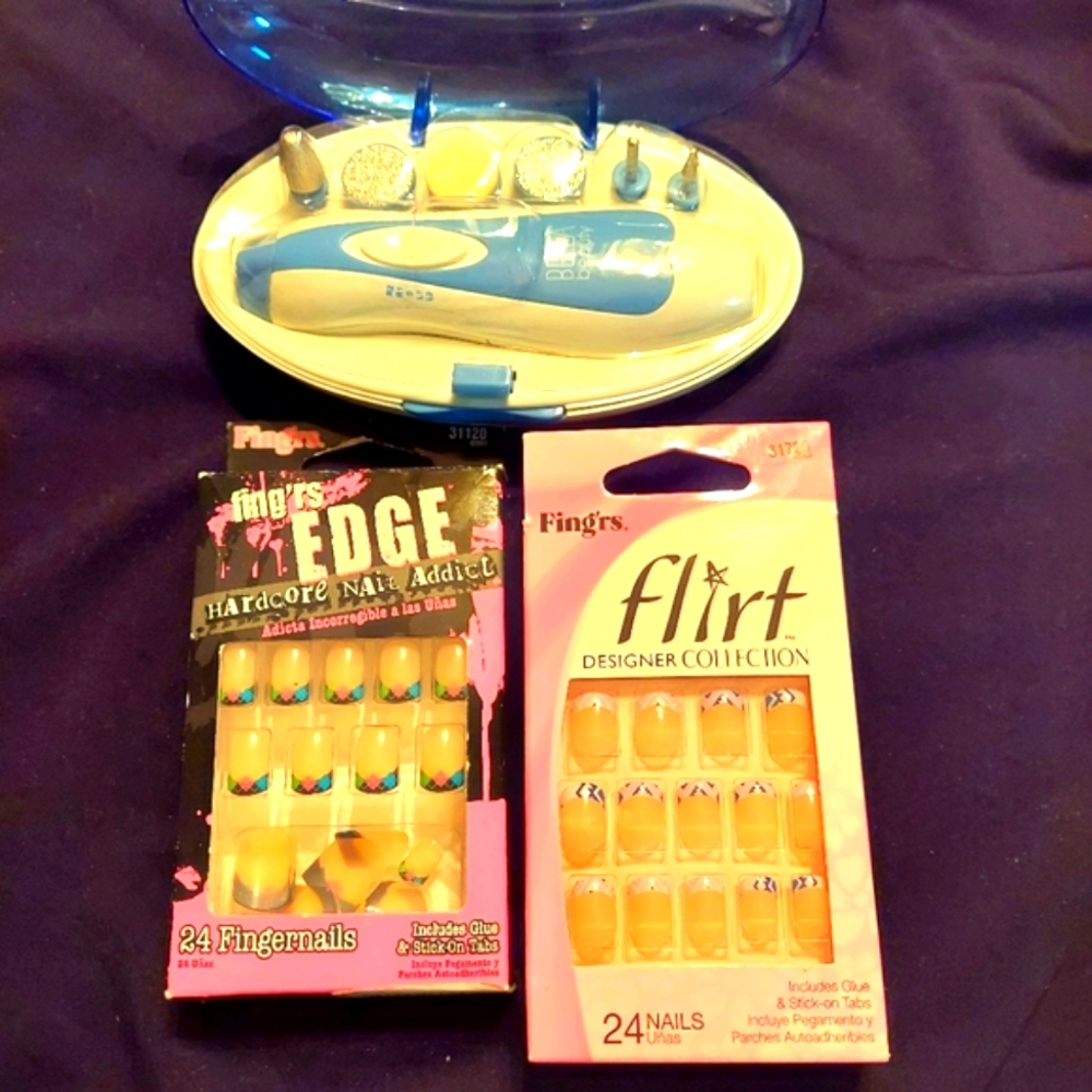 Mini Manicure and Variety Nails Kit. 💅